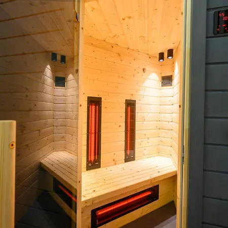 Pillow House Karpatska 아파트 *
